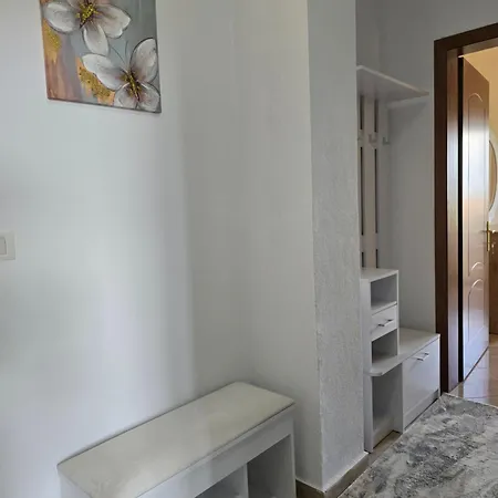 Prima شقة بورغراديك